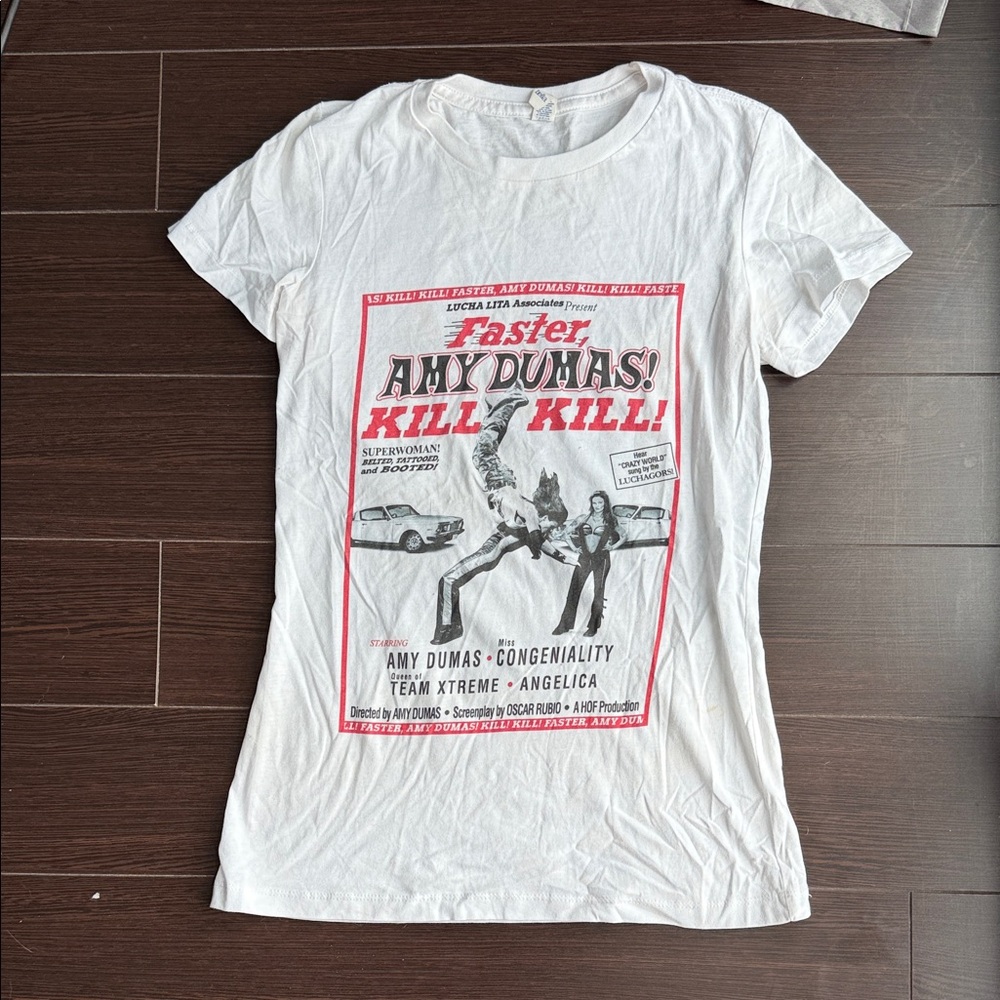 WWE Lita Amy Dumas women’s t-shirt